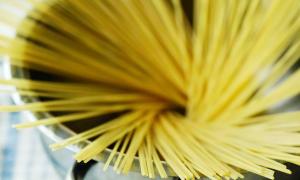Спагетти карбонара: классический рецепт со сливками Как готовить пасту карбонара в домашних условиях